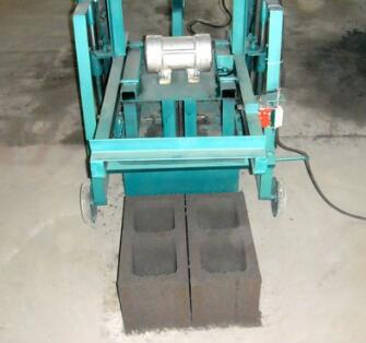 專業(yè)生產定做空心磚機 移動固定兩用空心磚磚機 質量三包