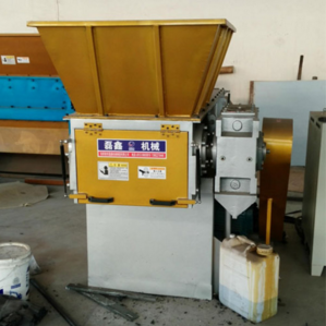 塑料撕碎機單軸撕碎機PE管材撕碎機機頭料撕碎機