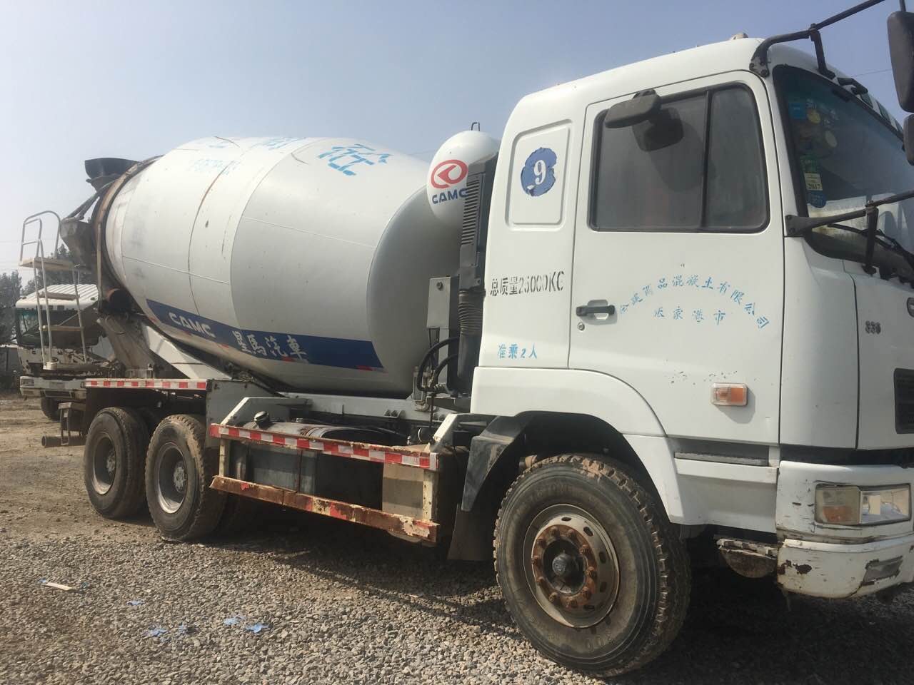 想買二手攪拌罐車-梁山縣通源汽貿(mào)有限公司