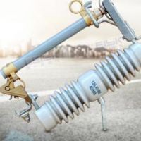 供應(yīng)高品質(zhì)RW12-12/100A 12KV高壓跌落式熔斷器 rw12跌落保險