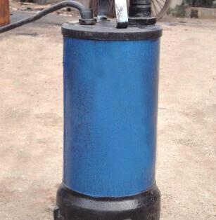 常年供應 QXN內(nèi)裝式工程潛水電泵 信譽保證