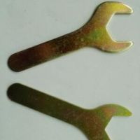 供應(yīng)鍍鋅簡(jiǎn)易單頭開(kāi)口扳手.小板手對(duì)邊14MMⅩ70X1.5(適用m8螺母)