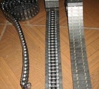 供應(yīng)各種型號性價比超高/各種材質(zhì)/非標鏈條/工業(yè)鏈條/平頂鏈條