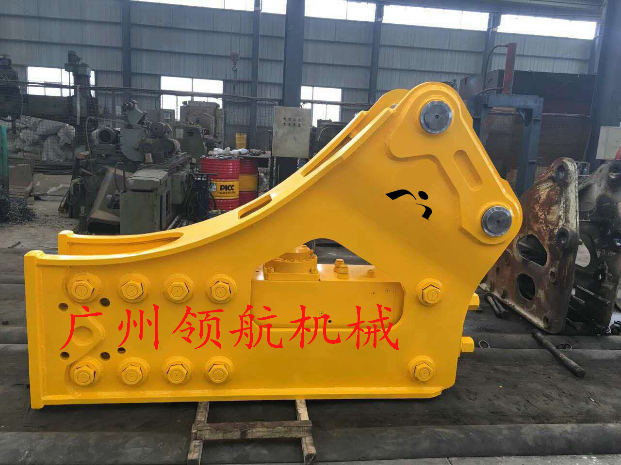 韓兵破碎錘整機(jī)