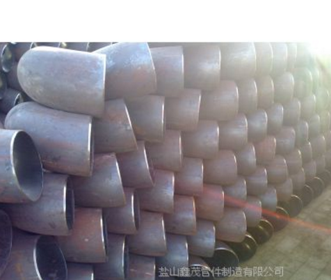 鹽山鑫茂專業(yè)生產(chǎn)碳鋼彎頭DN150(B)