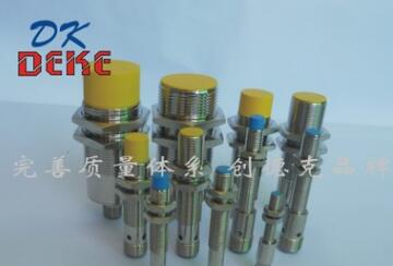 高性價(jià)比 M30超遠(yuǎn)距離接近開關(guān)