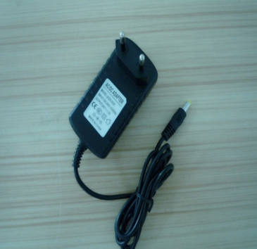 足安電源適配器24V1A 輸出穩(wěn)壓直流歐規(guī)24V1000MA開關(guān)電源