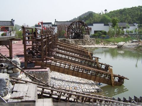 腳踏龍骨水車/老牛車水車