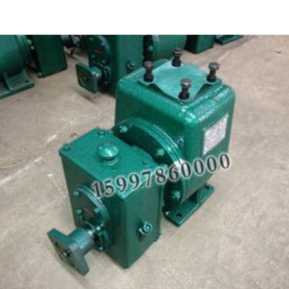 供應(yīng)多利卡灑水車65QZ40/45自吸式灑水車泵