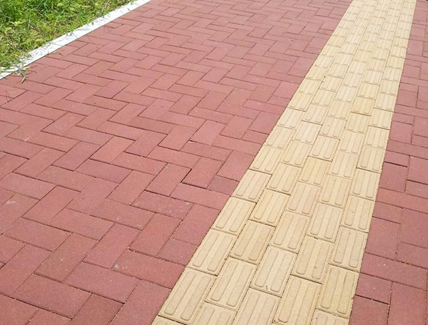 山東透水磚批發(fā)/鑫建通建材