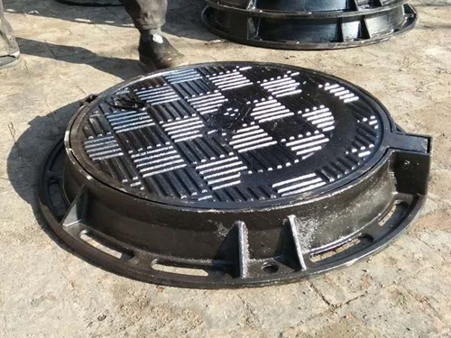 優(yōu)質(zhì)圓形球墨井蓋/固橋橋梁配件