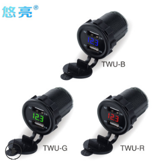 供應(yīng)4.2A雙USB車載充電器車載點煙器插座雙孔一拖二車載手機充電