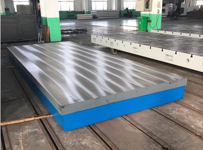 鑄鐵平臺(tái)廠家/邁鑫機(jī)械廠訂制售后三包