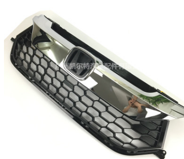 71121-THA-H01 本田冠道中網(wǎng)總成17年新款冠道TG1前臉通風(fēng)網(wǎng)格柵