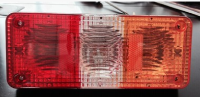 新源輪式挖掘機(jī)三色尾燈 挖掘機(jī)配件