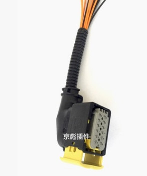 解放系列J6濰柴國四發(fā)動機(jī) 博士博世2.2 6.5尿素泵尿素罐總成插頭