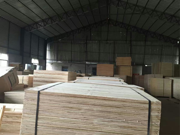 臨沂托盤(pán)腳墩生產(chǎn)廠家/臨沂利億木業(yè)有限公司