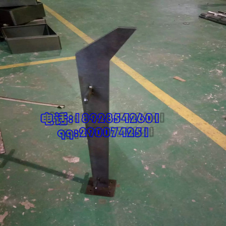 不銹鋼屏風(fēng)制造商/華思榮樂金屬