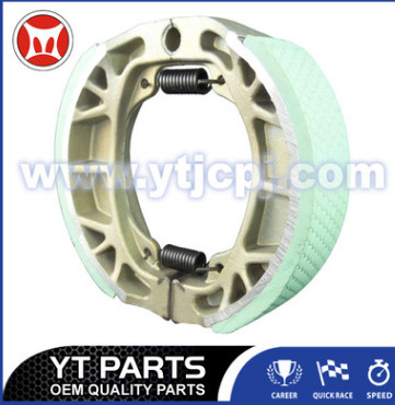 供應(yīng)摩托車剎車蹄 C70剎車蹄塊，綠色軟皮摩托車制動(dòng)系統(tǒng)