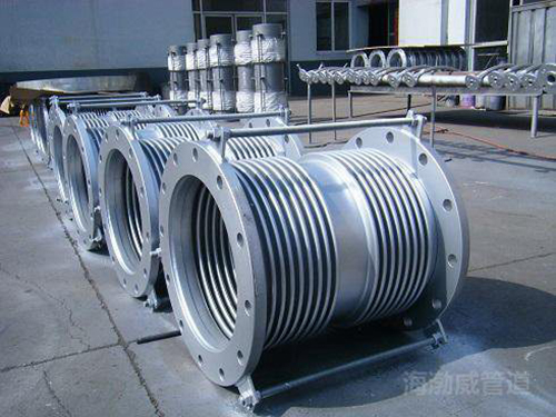 河北補償器性能/海渤威管道接受定制