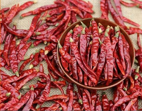 青島進(jìn)口辣椒倉儲(chǔ)報(bào)關(guān)公司|鑫潤(rùn)豐物流