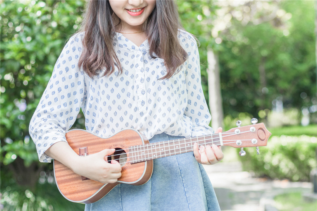 尤克里里培訓(xùn)/黑加侖