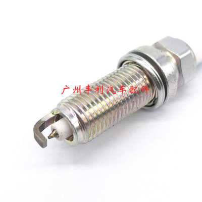 廠家直銷高品質(zhì)銥金卡羅拉火花塞ILKAR7B11 4912 現(xiàn)貨供應(yīng)
