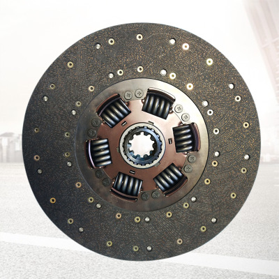 批發(fā)供應(yīng)商用車重卡配件汽車摩擦片豪沃離合器片規(guī)格齊全量大優(yōu)惠