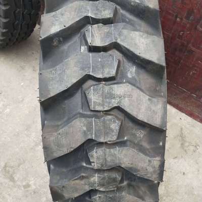 現(xiàn)貨供應(yīng) 促銷 12.5/80-18 R4花紋 兩頭忙 機械輪胎