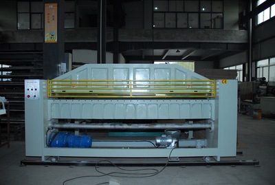 三A紙箱專用開槽壓線機