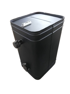 產(chǎn)地貨源專業(yè)定制生產(chǎn)非標沙漠油田車水泥磅車專用鐵質(zhì)燃油箱