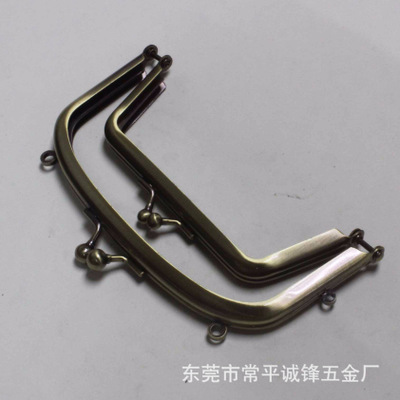 廠家批發(fā)各種尺寸手袋鉸 子母鉸 錢包鉸