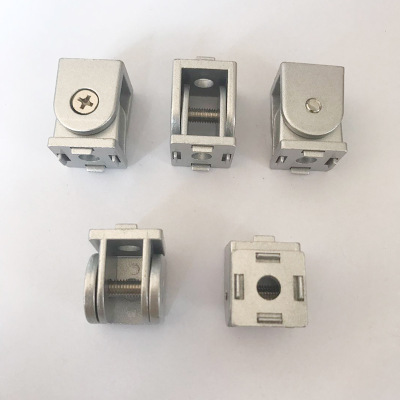 供應(yīng)20鋅合金活動鉸鏈轉(zhuǎn)向連接件鋁型材配件