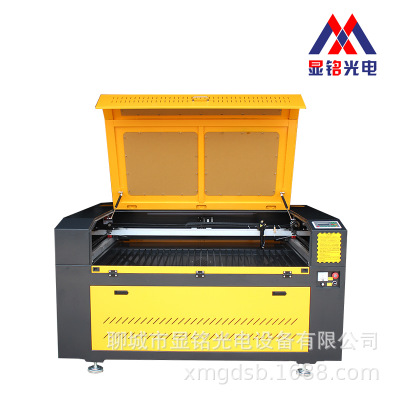 顯銘光電廠家直銷 1390激光切割機(jī) 亞克力木板毛氈廣告皮革雕刻機(jī)