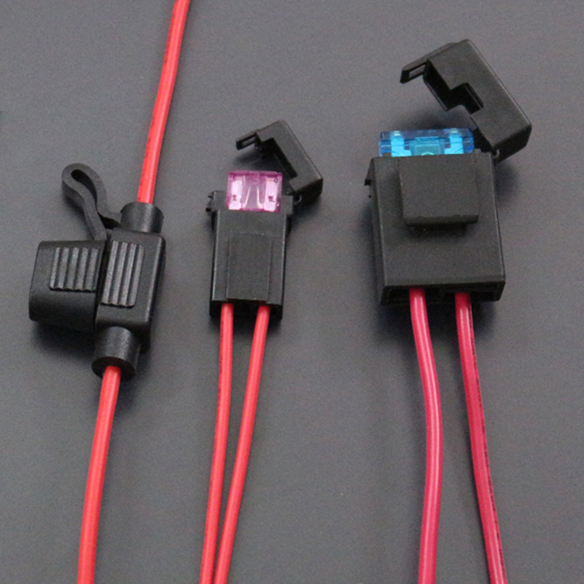 供應(yīng)中小號帶線汽車保險絲座，保險絲盒