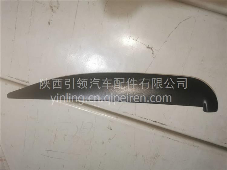 右車門上裝飾條 6102920E800