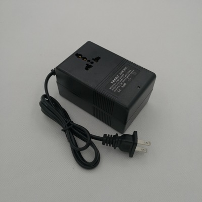 交流電源變壓轉(zhuǎn)換器美規(guī)110V轉(zhuǎn)變220V帶指示燈萬(wàn)能插座200W