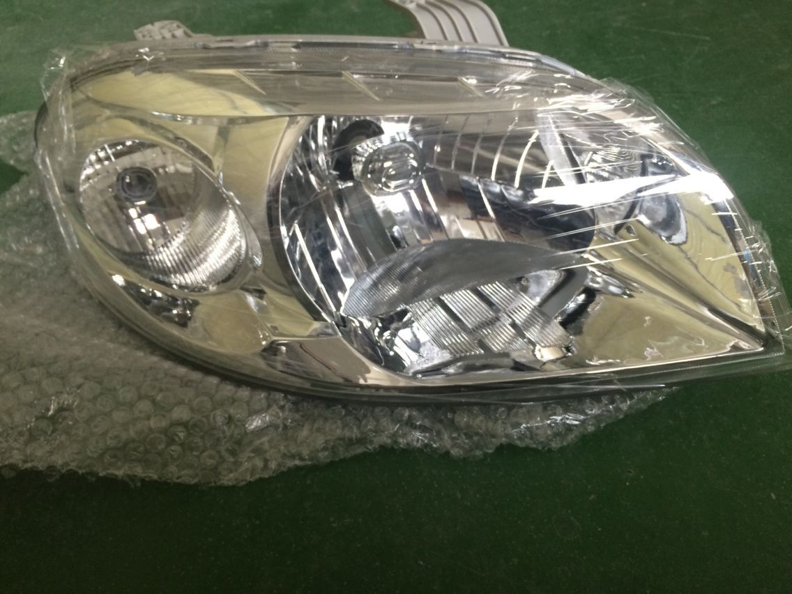 優(yōu)質(zhì)產(chǎn)品 雪佛蘭樂風(fēng)大燈 手動/電動