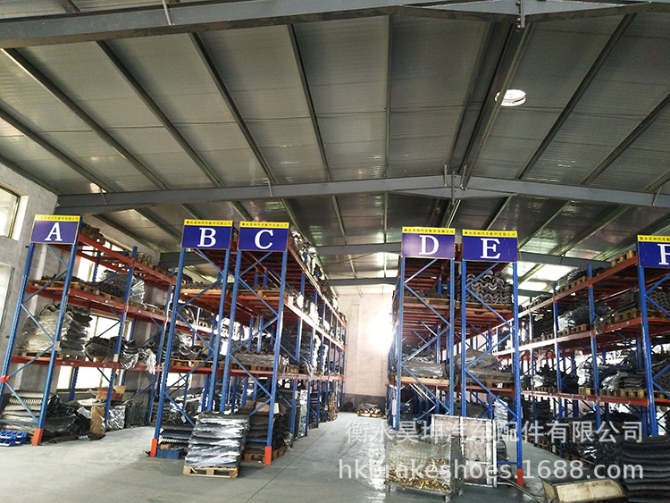 倉(cāng)庫(kù) ..