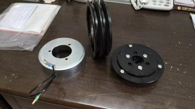 尤里克拉UX330壓縮機(jī)專用離合器 雙B槽 24v