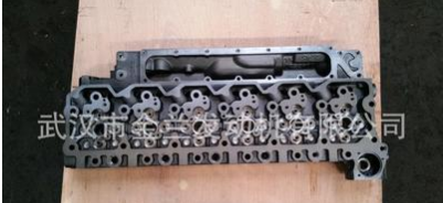 康明斯ISBE5.9缸蓋3943627 3957385 ISBE缸蓋24氣門