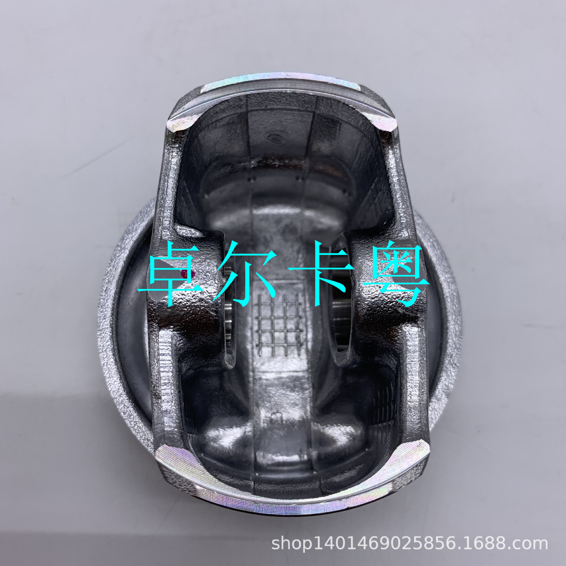 鈴木 啟悅 1.6L 活塞 內(nèi)腔1