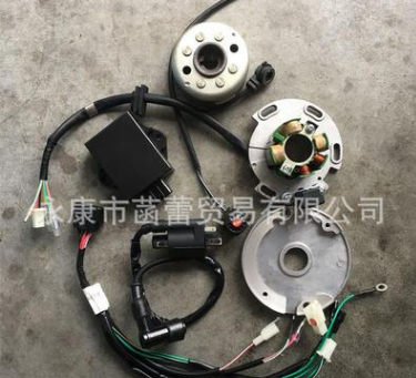 越野摩托車力帆銀翔磁電機(jī)LF140/150發(fā)動機(jī)線圈CDI總線定子轉(zhuǎn)子