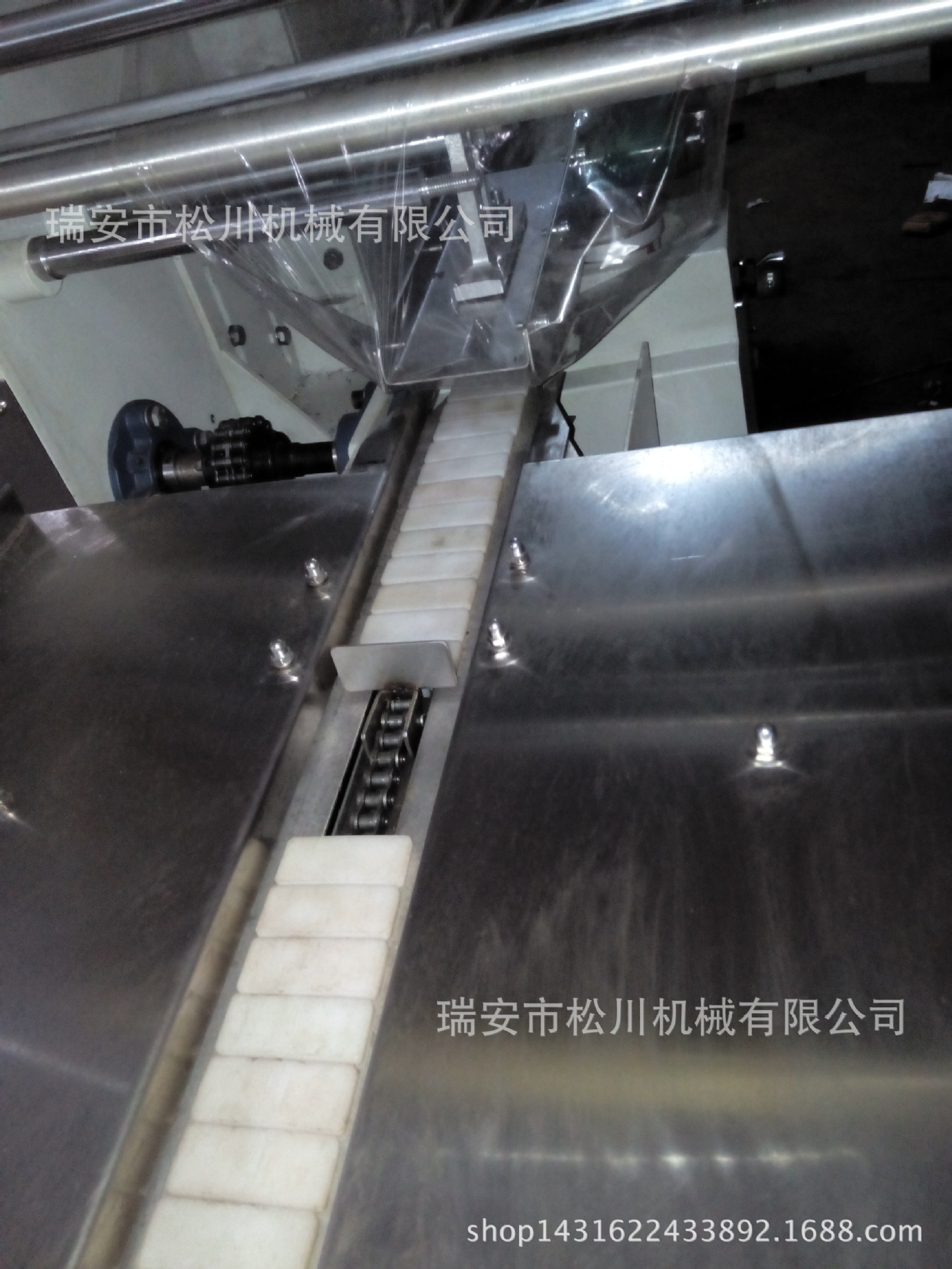 熱收縮包裝機(jī)細(xì)節(jié)實(shí)拍圖