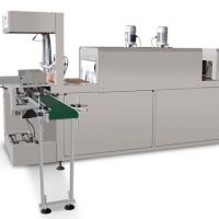 溫州廠家自主生產(chǎn) 供應(yīng)LC-500B型全自動熱收縮藥品食品封切包裝機