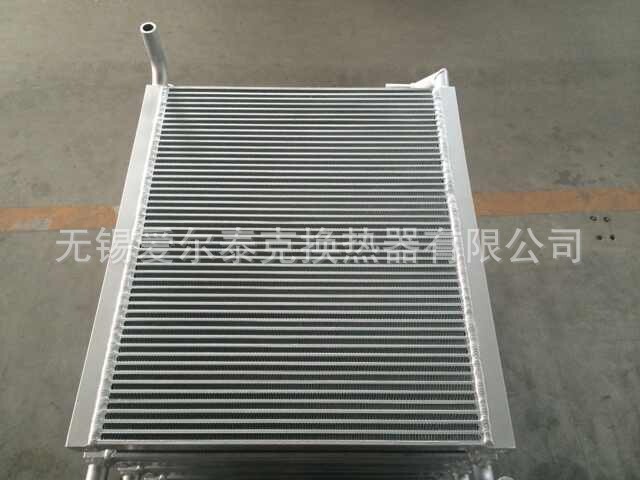工程機(jī)械用油散熱器，水箱，中冷器，換熱器
