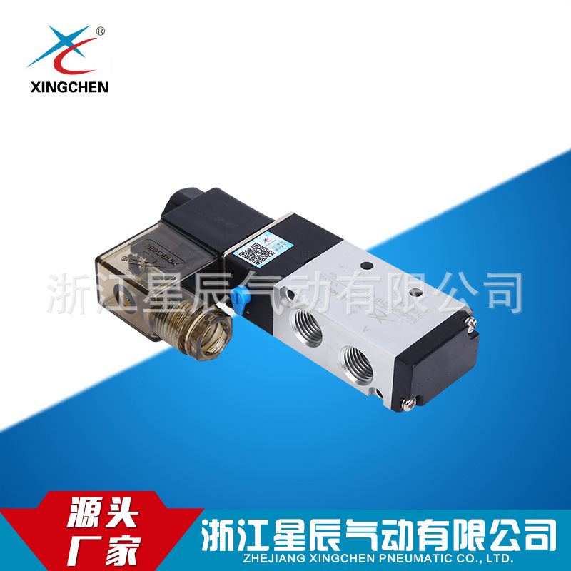 3232392074_411122380