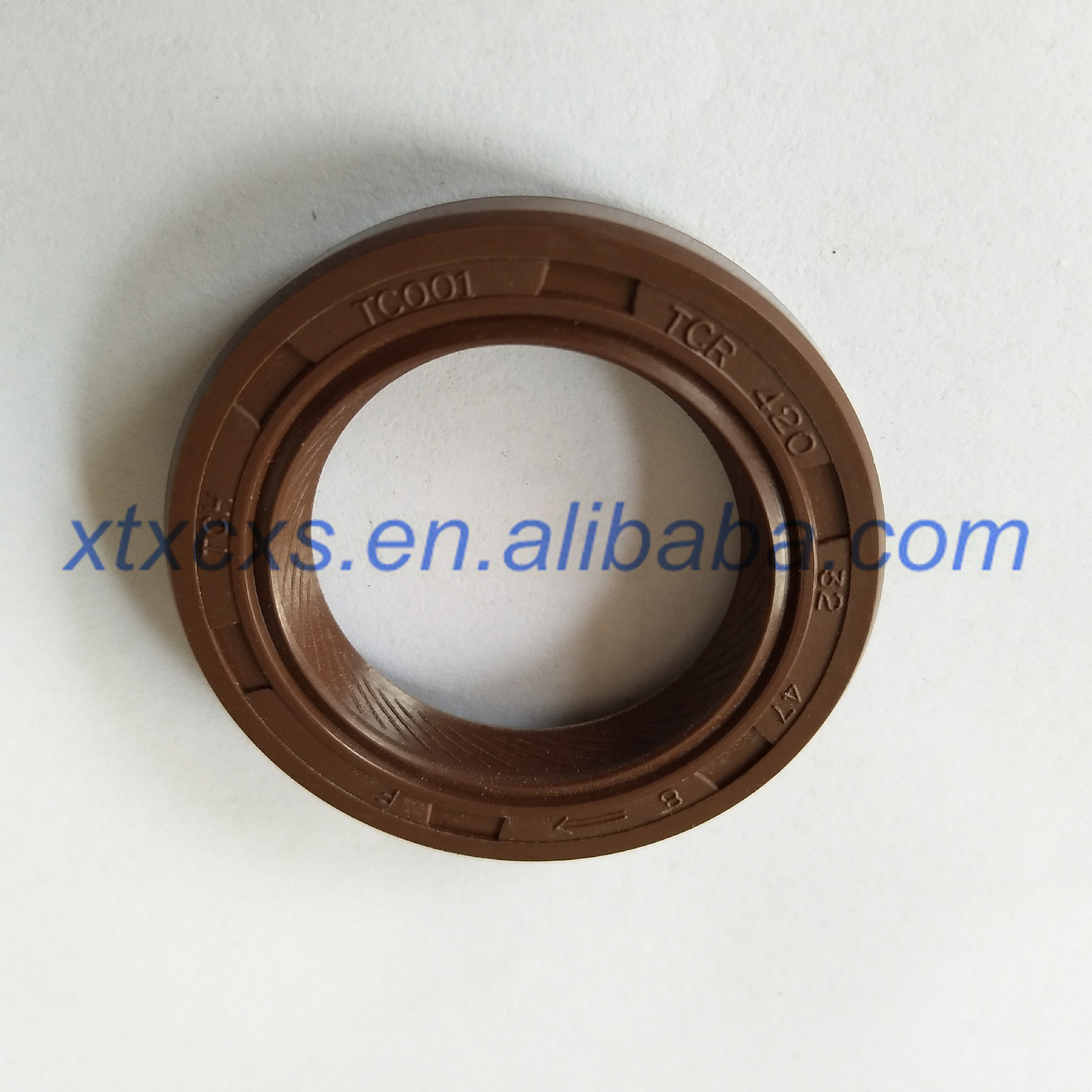 專業(yè)廠家生產大宇，鈴木09283-32022 耐油TC骨架油封32*47*8