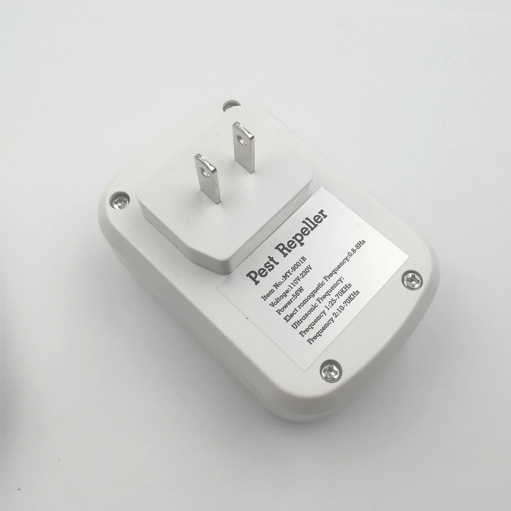 現(xiàn)貨汽車車載動(dòng)物驅(qū)趕器 超聲波車載 marten repeller 車用驅(qū)鼠器