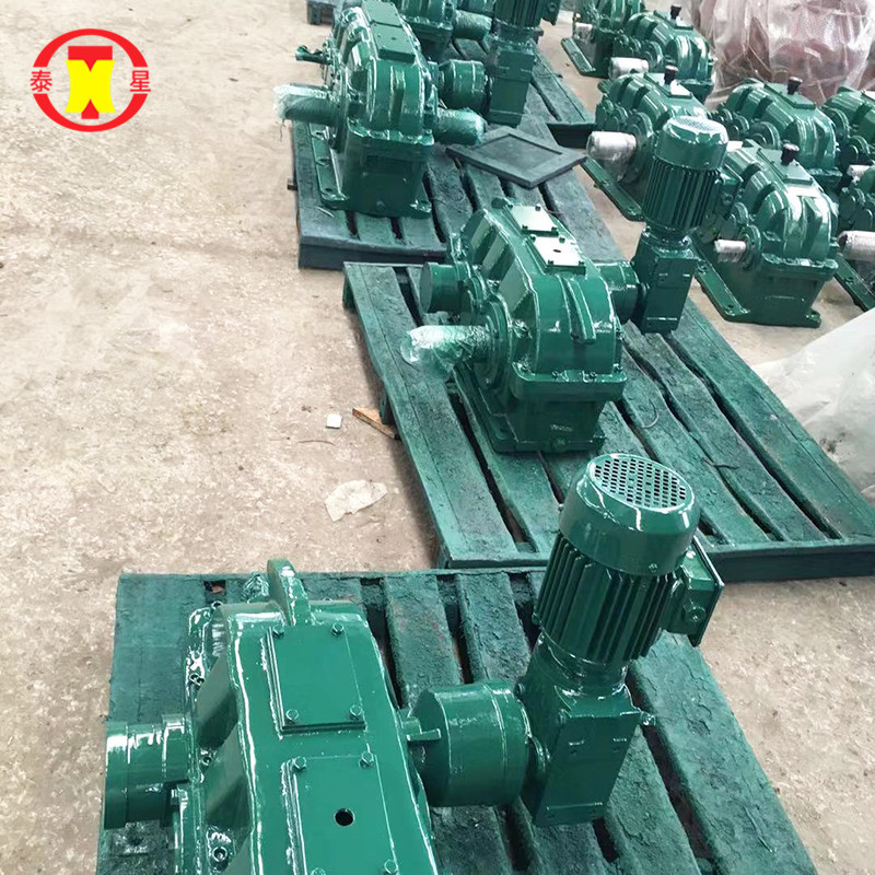 DCFY系列輔傳減速機(jī) (3).jpg